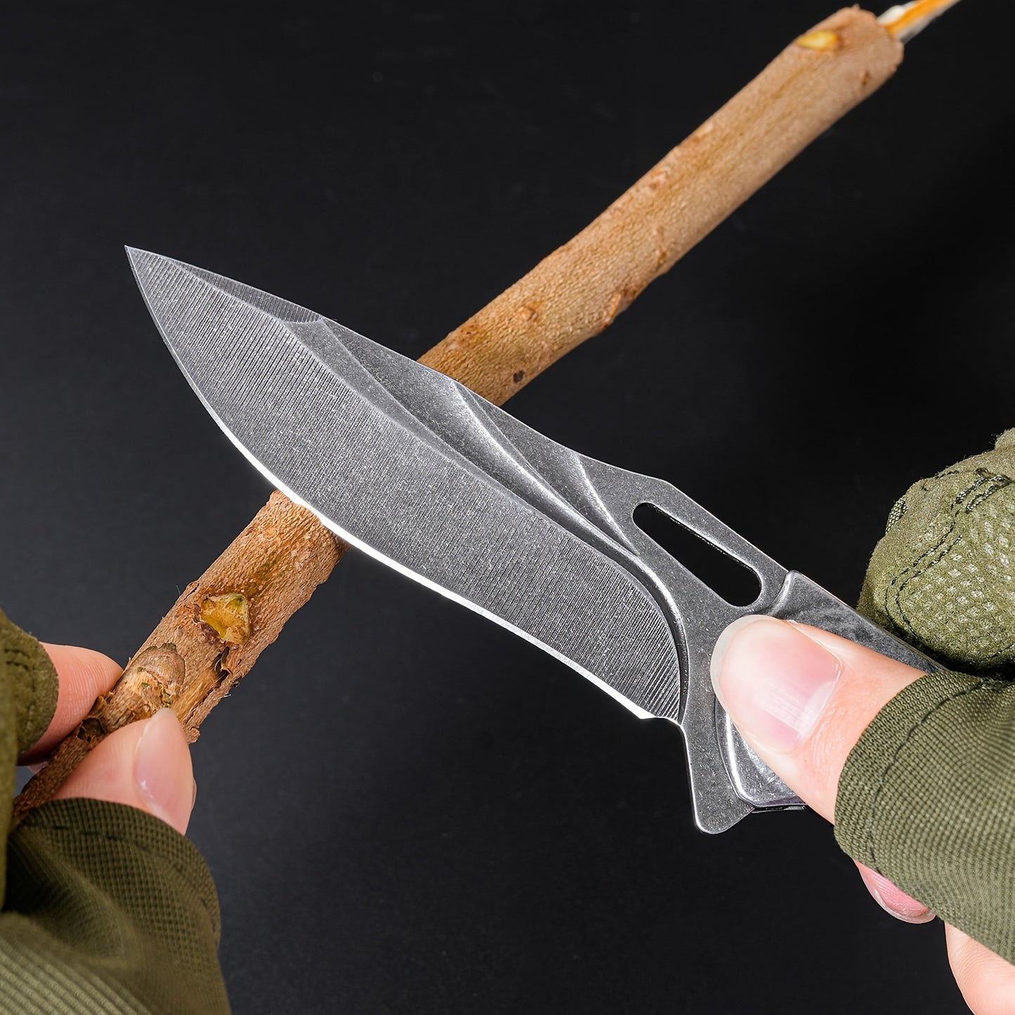 High-Hardness Stainless Steel Multi-Function Folding Knife with Elaborate 3D Wolf Head Engraving, Portable Pocket Tool Ideal for Outdoor Camping, Hiking, EDC Missions, Hunting, Fishing & Barbecuing,Mens gifts,Stocking stuffers