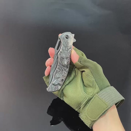 High-Hardness Stainless Steel Multi-Function Folding Knife with Elaborate 3D Wolf Head Engraving, Portable Pocket Tool Ideal for Outdoor Camping, Hiking, EDC Missions, Hunting, Fishing & Barbecuing，Mens gifts，Stocking stuffers